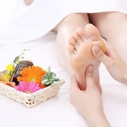 Body treatments, aromatherapy, body wraps, thalassotherapy, facials
