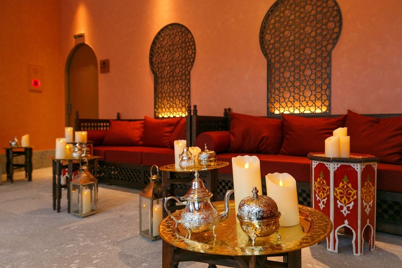 Body treatments, aromatherapy, body wraps, thalassotherapy, facials