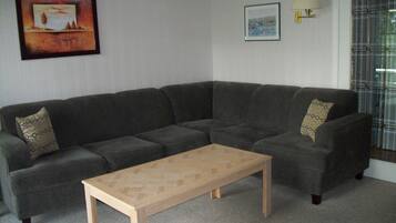 Standard Cottage, 2 Bedrooms, Lake View | Living room | Flat-screen TV, fireplace, DVD player