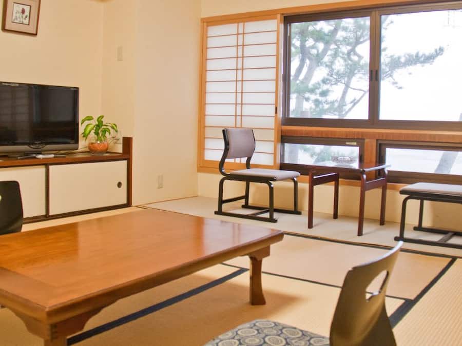 Room | In-room safe, free WiFi, bed sheets