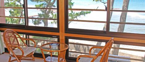 Room | In-room safe, free WiFi, bed sheets