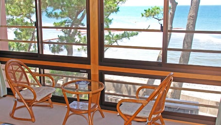 Room | In-room safe, free WiFi, bed sheets. Nisshokan