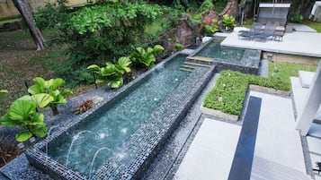Outdoor pool, pool loungers