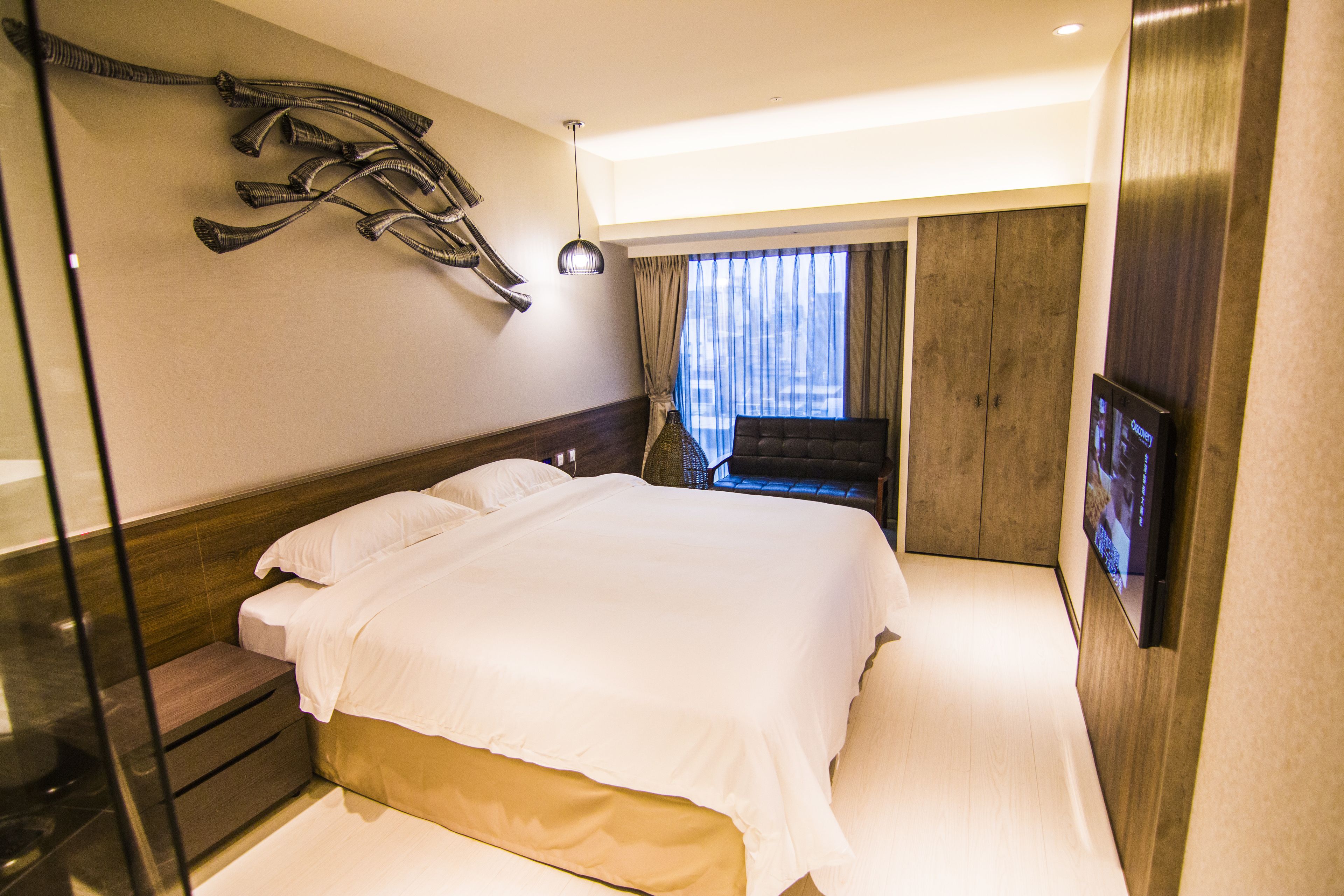 double or twin room | in-room safe, free wifi, bed sheets