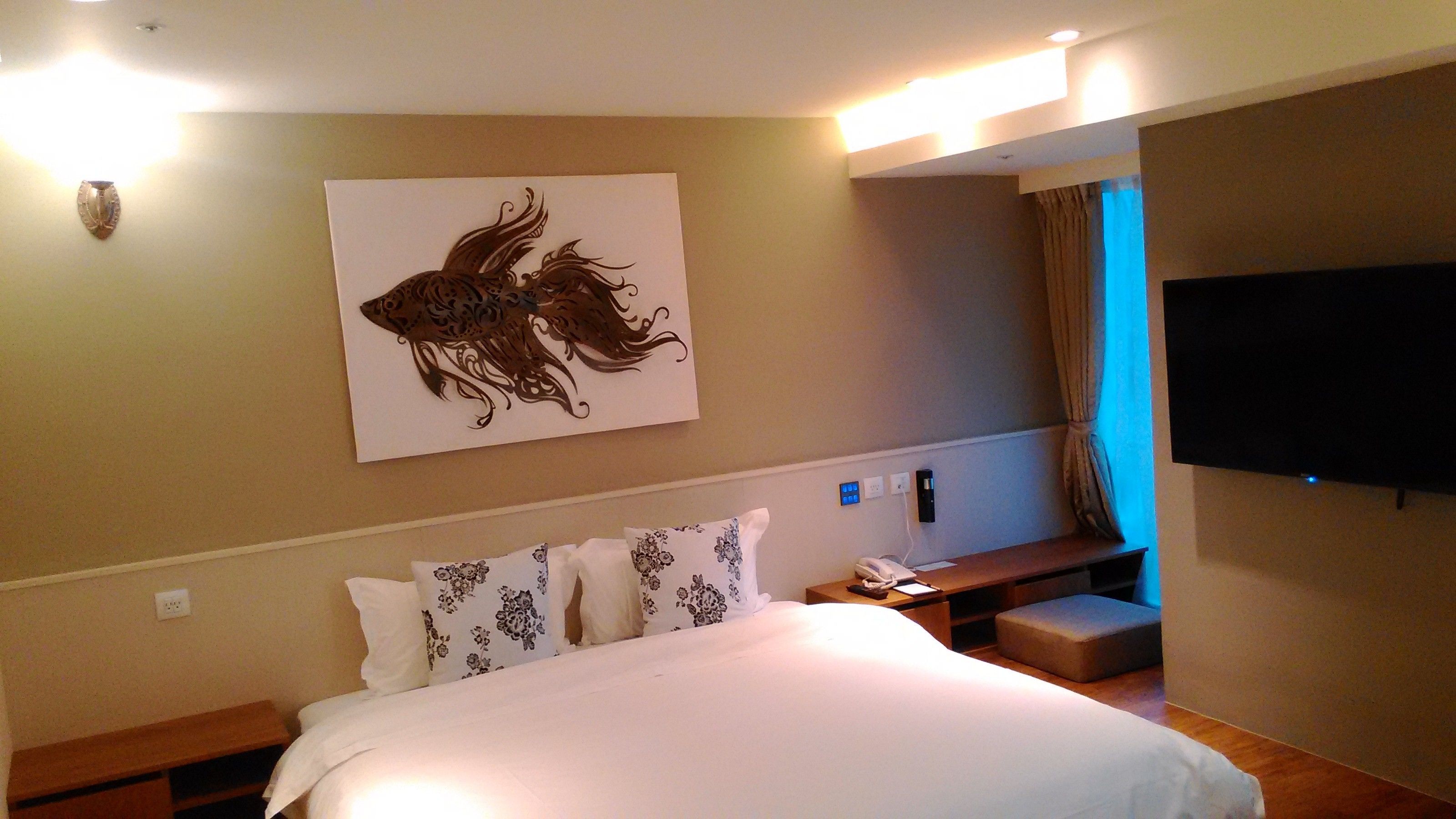 deluxe double room (sakura) | in-room safe, free wifi, bed sheets