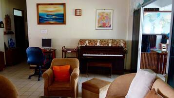 Sala de estar en el lobby