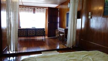 Desk, blackout curtains, cots/infant beds, rollaway beds