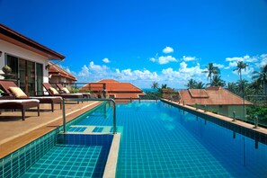 Outdoor pool, sun loungers
