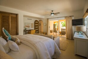 Villa Deluxe, 4 habitaciones, vistas parciales al mar | 4 dormitorios, tabla de planchar con plancha, cunas y wifi gratis