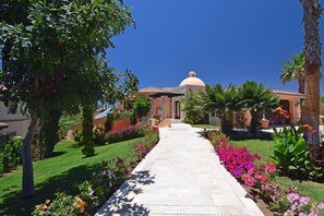 Property grounds - Villa de los Suenos (Cabo San Lucas)