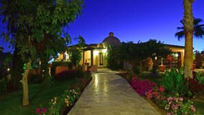 Front of property - evening/night - Villa de los Suenos (Cabo San Lucas)