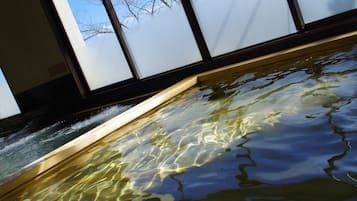 Baño termal público