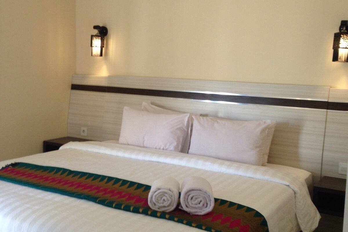 Superior-Zimmer | Schreibtisch, Verdunkelungsvorhänge, Zustellbetten, kostenloses WLAN