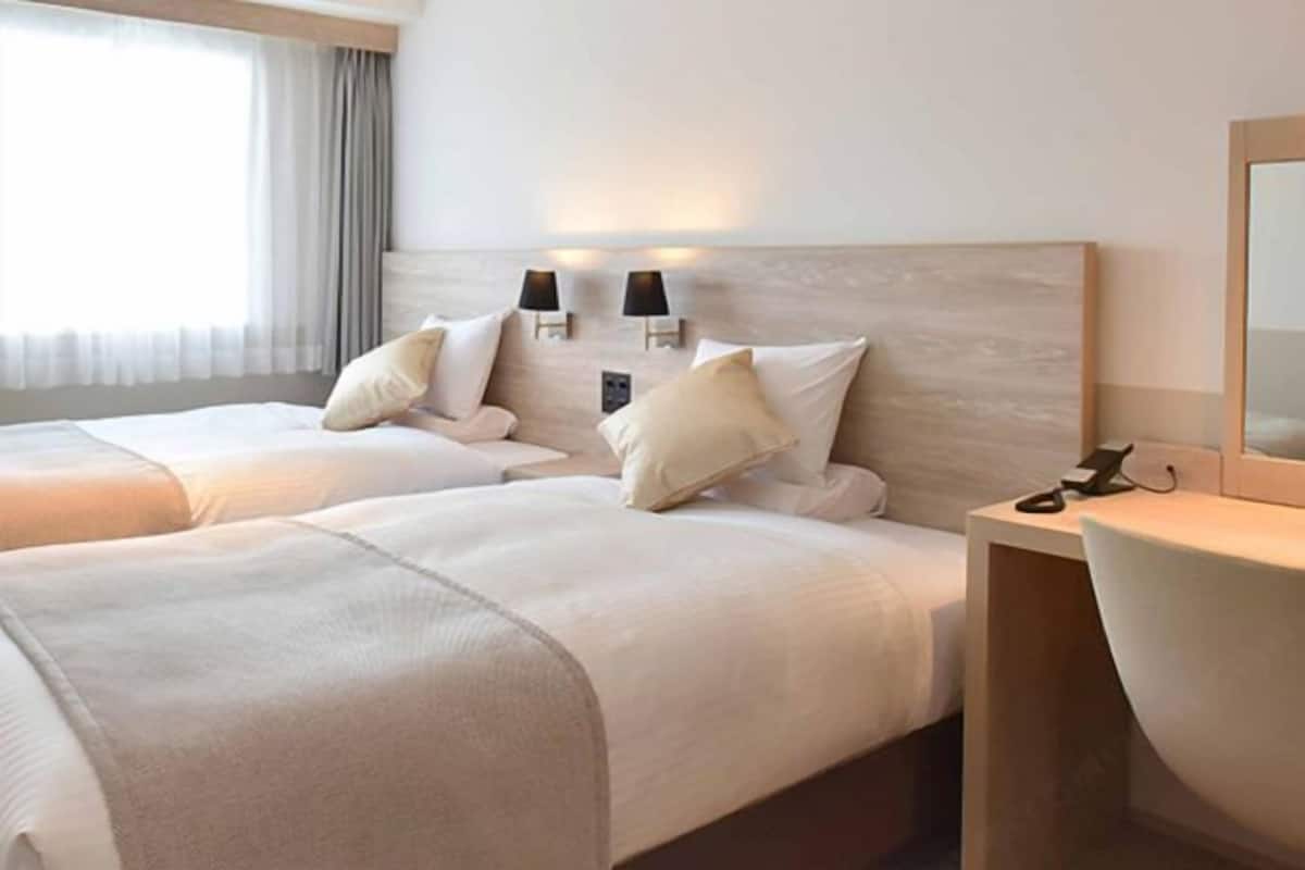 In-room safe, desk, iron/ironing board, free WiFi