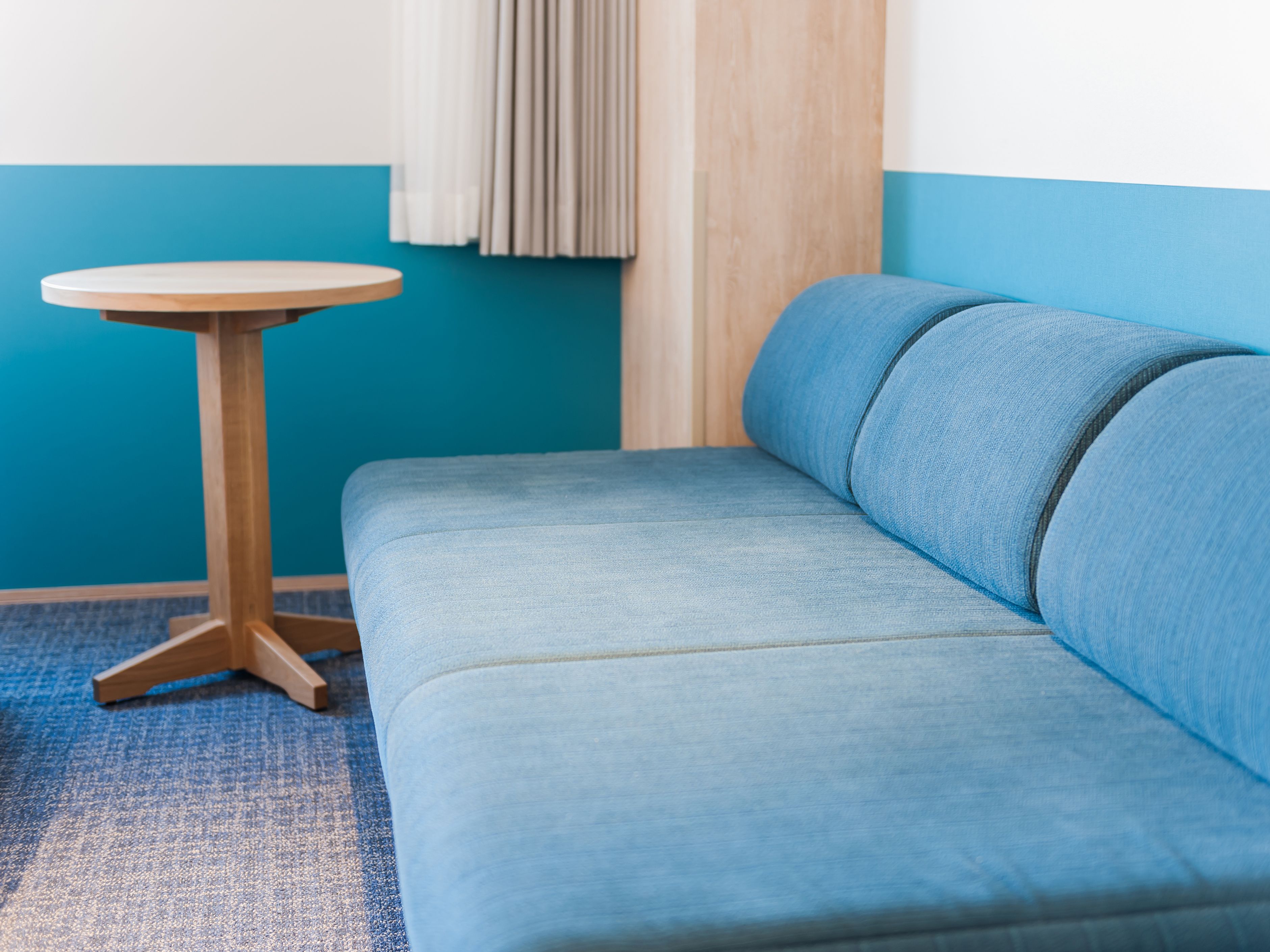 房內夾萬、書桌、熨斗/熨衫板、免費 Wi-Fi