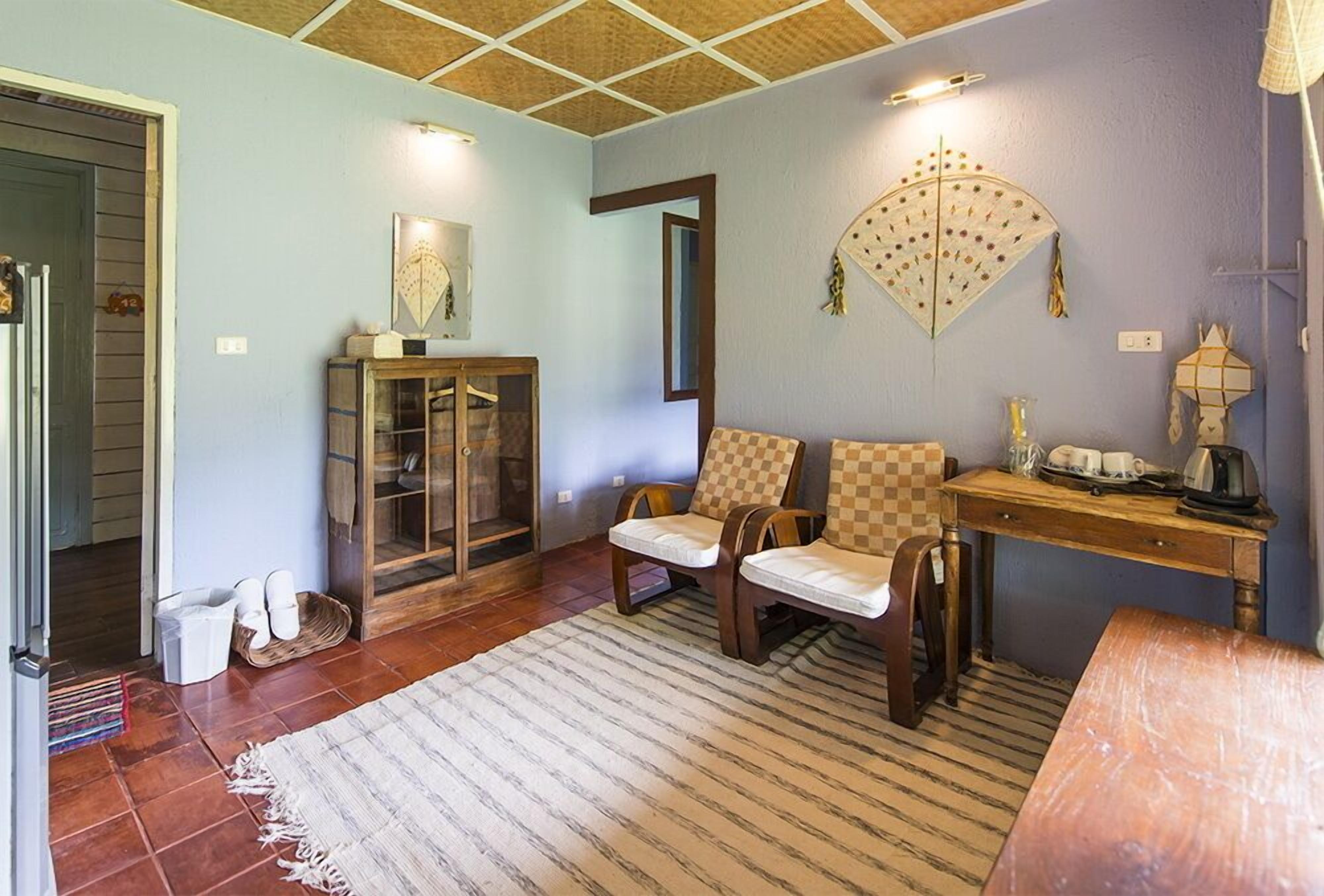 Rollaway beds, free WiFi