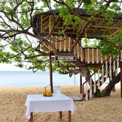 Spiaggia privata, lettini da mare, ombrelloni, teli da spiaggia