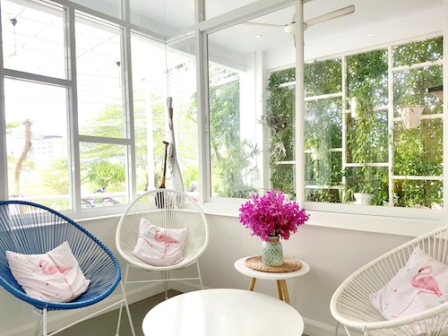 Chill House @ Nai Yang Beach