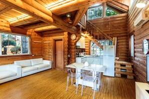 Comfort House | Free WiFi - Ocean Log Pension (Seogwipo)