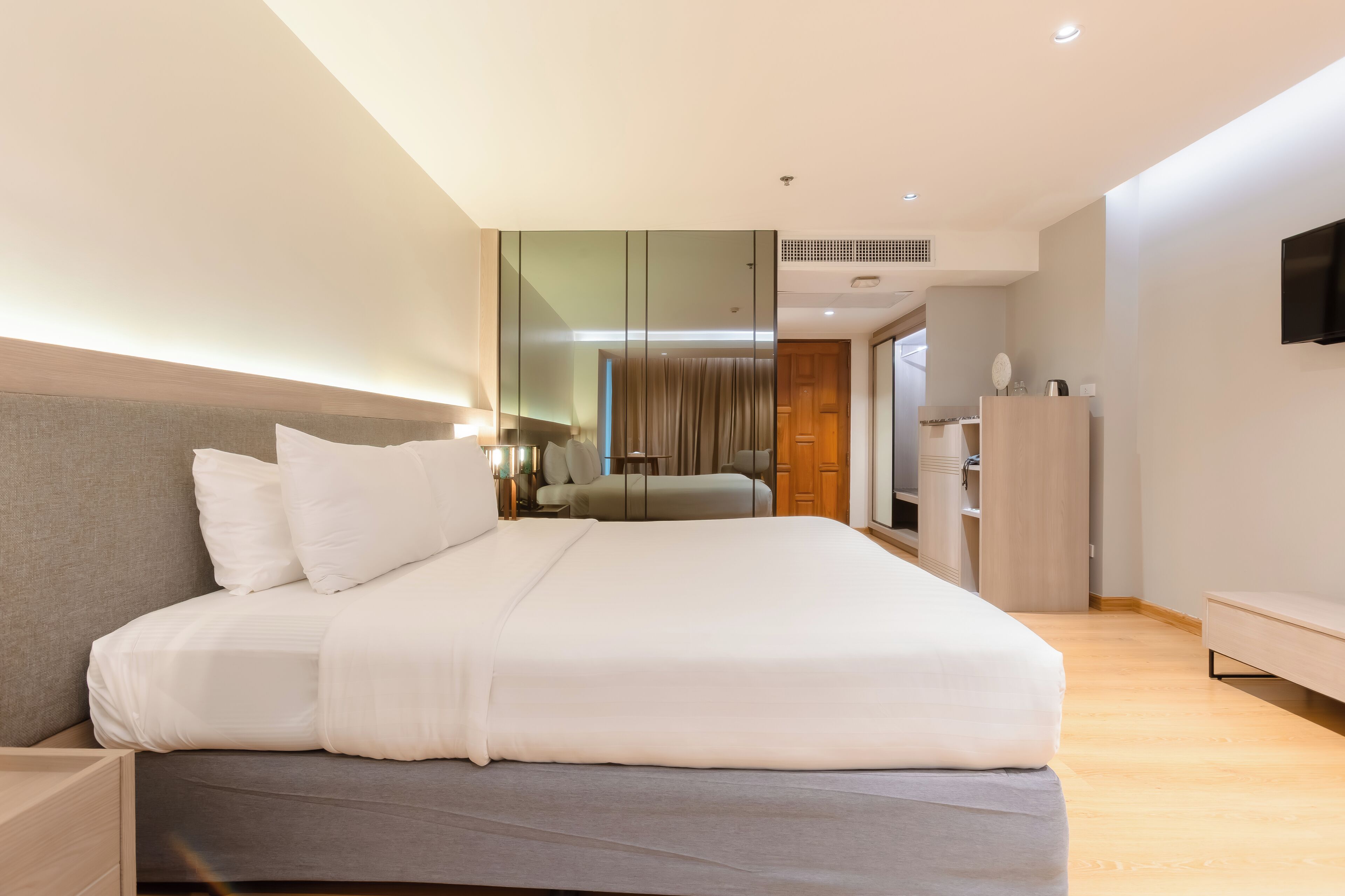 Habitació Grand | Caixa forta a l'habitació, escriptori i cortines opaques 