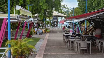 Bar pantai