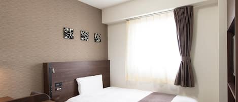 Standard-Doppelzimmer, Nichtraucher | Zimmersafe, Schreibtisch, Verdunkelungsvorhänge, schallisolierte Zimmer