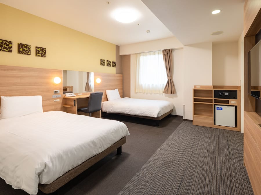 In-room safe, desk, blackout drapes, soundproofing