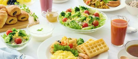 Desayuno buffet incluido todos los días