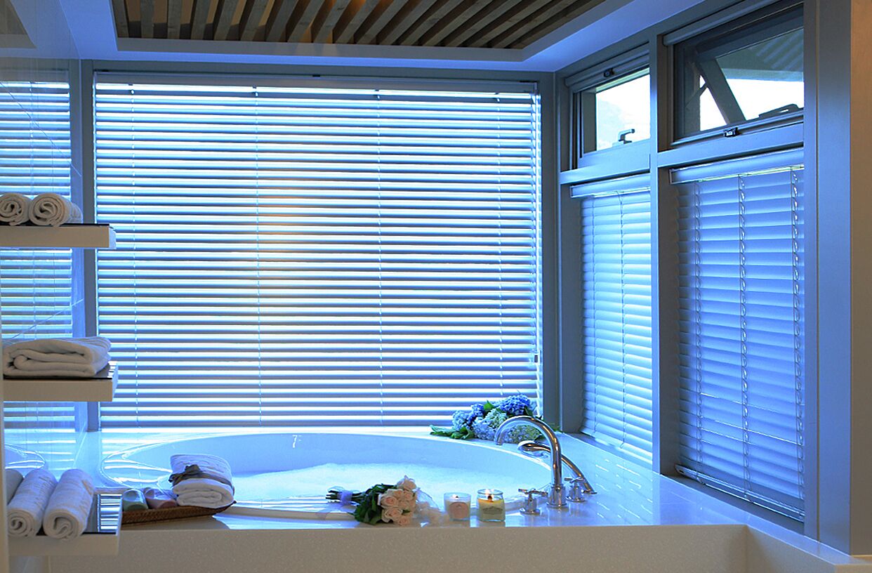 double a | jetted bathtub