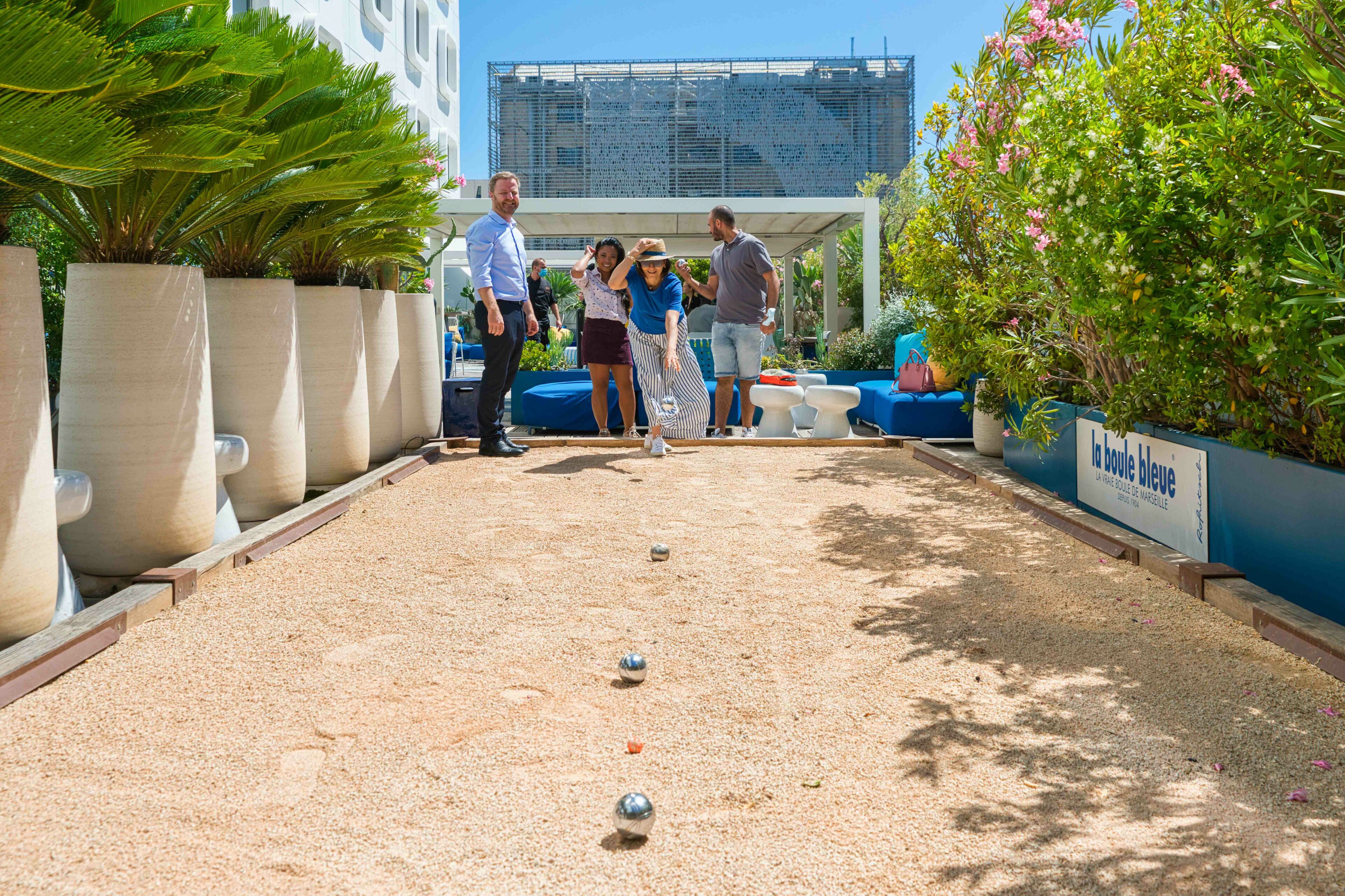 children’s play area – outdoor