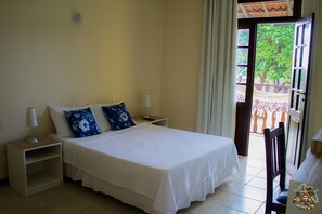 Double Room, Sea View | Minibar - Pousada Sicília (Salvador)