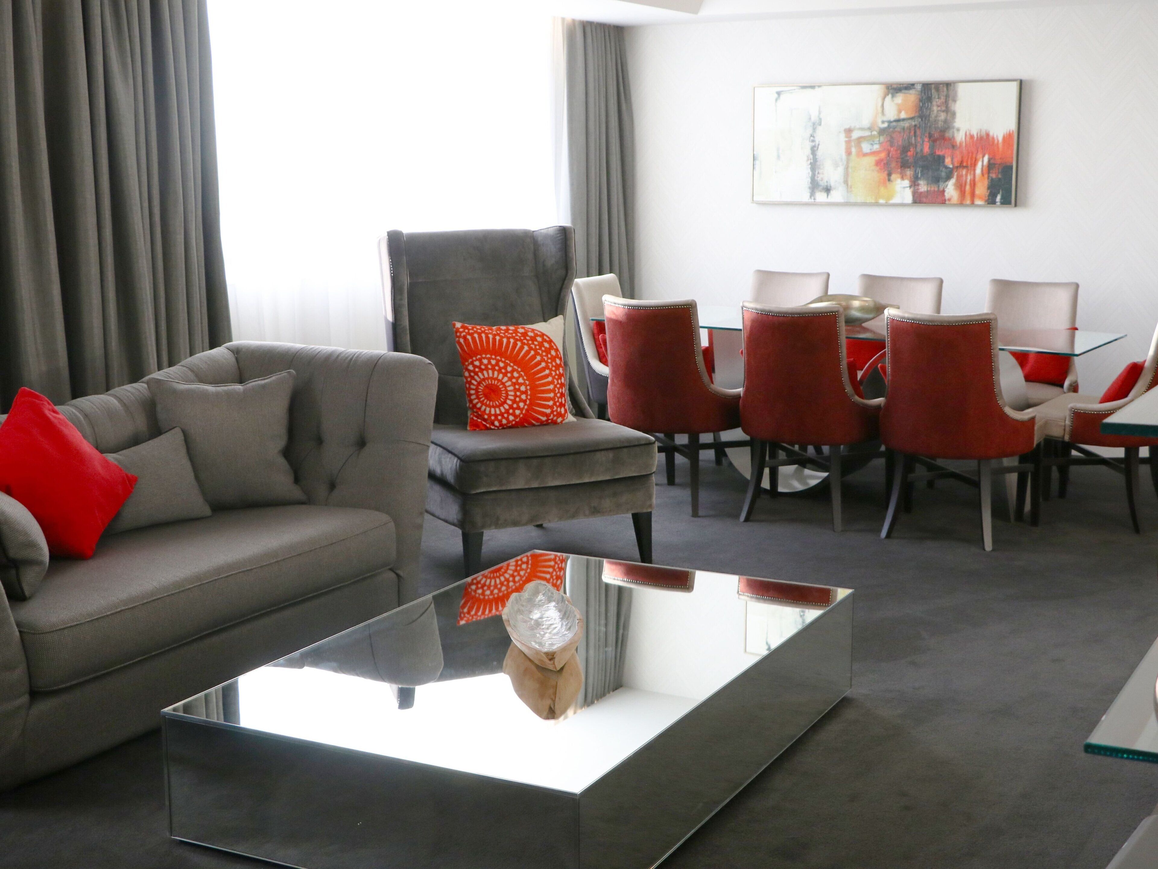 in-room safe, desk, laptop workspace, blackout curtains