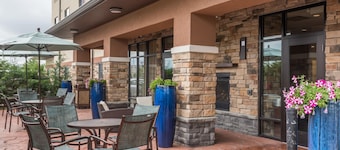 Hawthorn Suites by Wyndham Wheeling at the Highlands