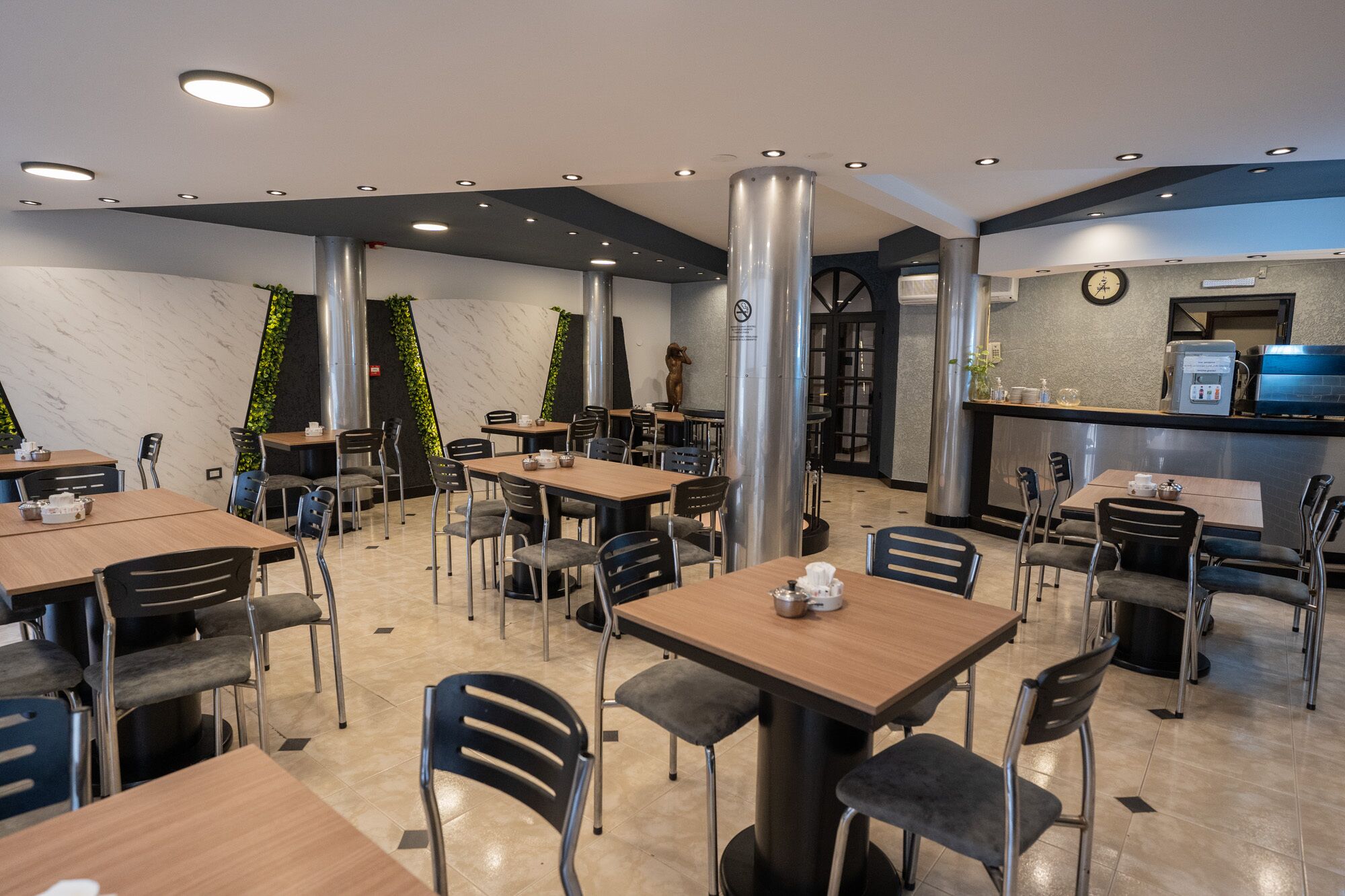 Photo - Hotel Marilian II