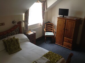 Chambre Double Standard (Room 2) | Lits bébé, Wi-Fi gratuit