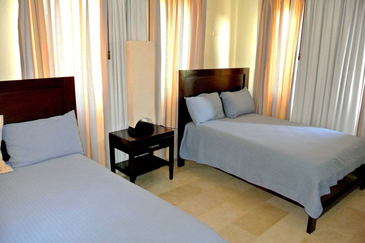 In-room safe, iron/ironing board, free WiFi, bed sheets