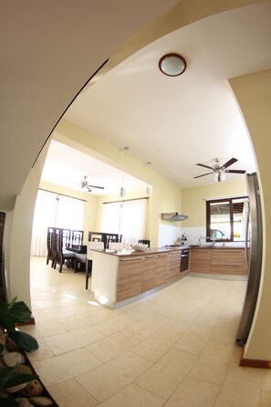 Executive Villa, 3 Bedrooms, Private Pool | Private kitchen | Full-sized fridge, microwave, stovetop, dishwasher - Ocean High Luxury Residence (Sosúa)