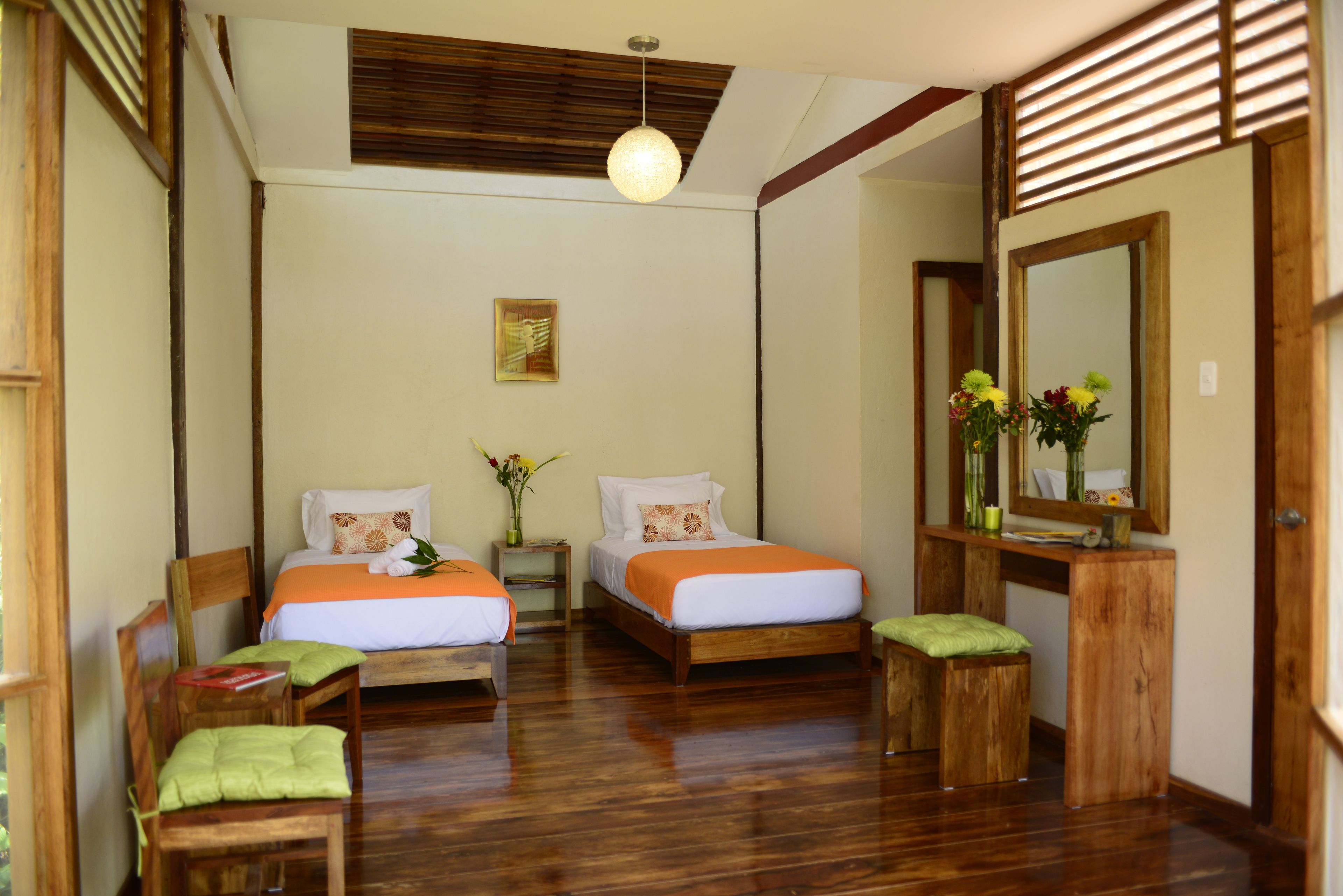 In-room safe, free rollaway beds