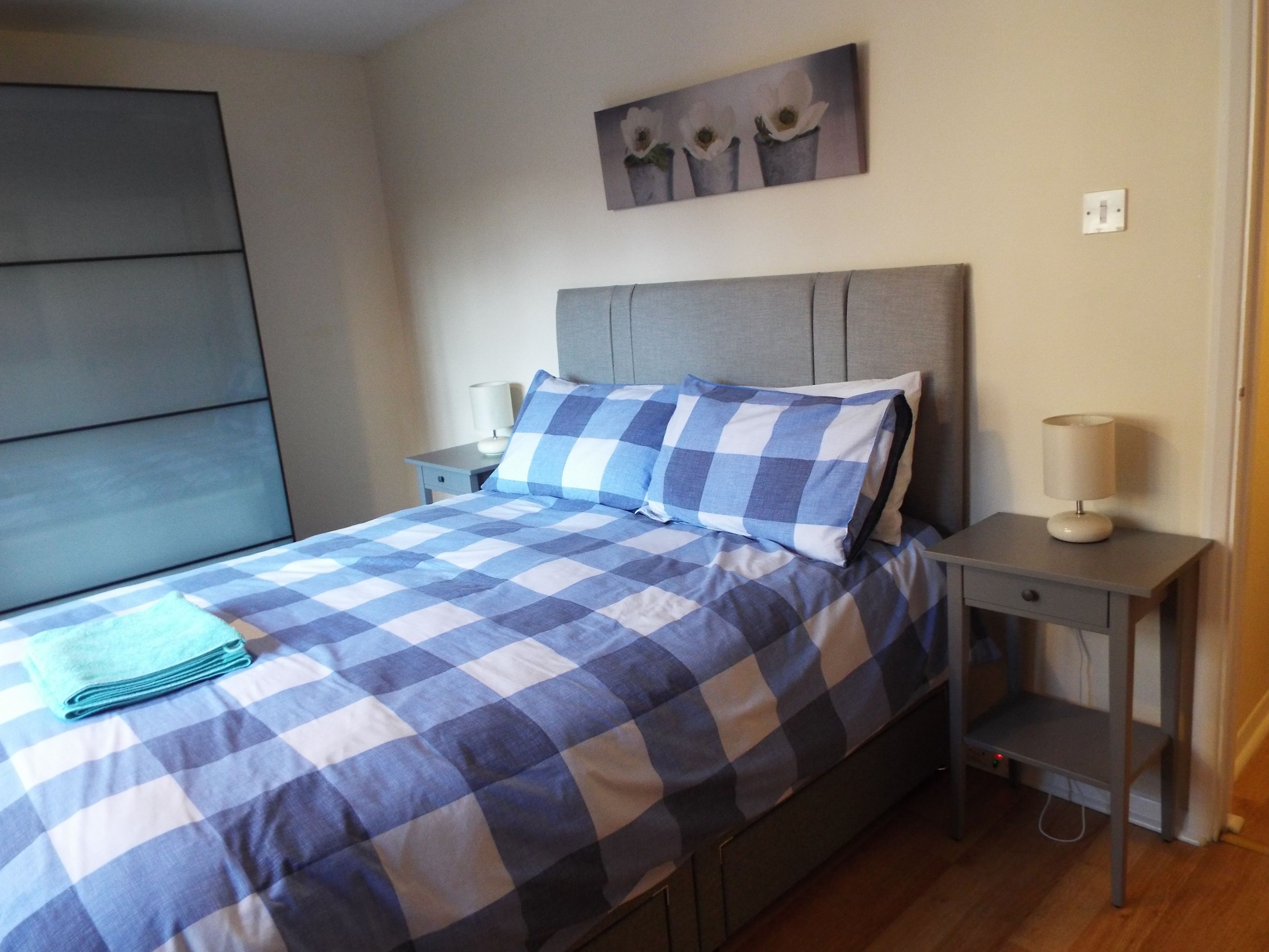 Photo - Edinburgh Palace Apartment