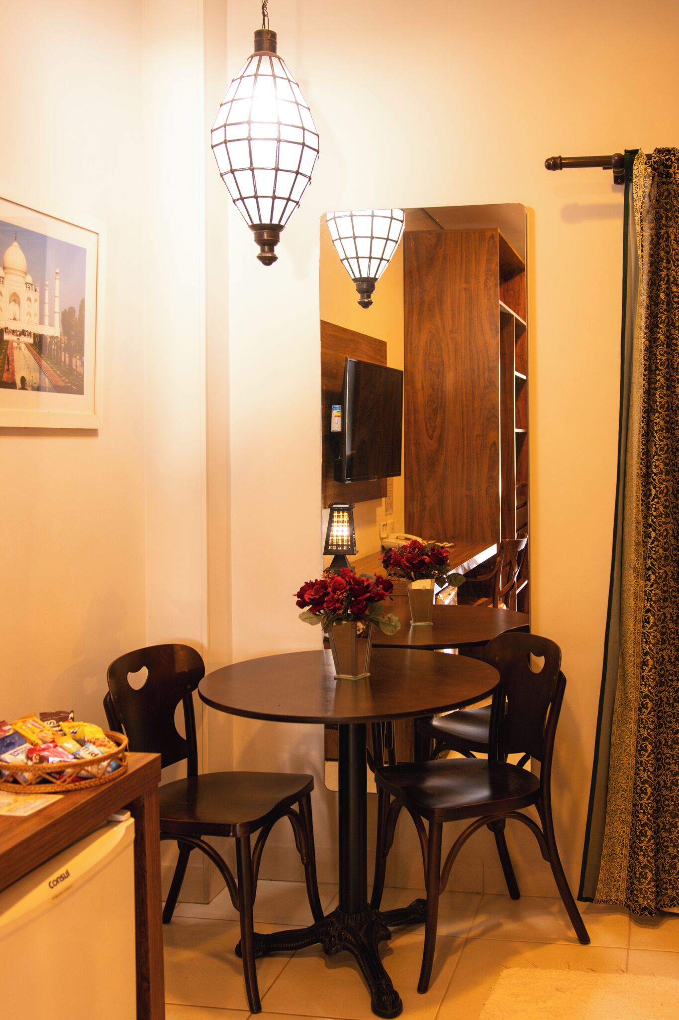 suíte gandhi | 1 bedroom, premium bedding, minibar, individually decorated