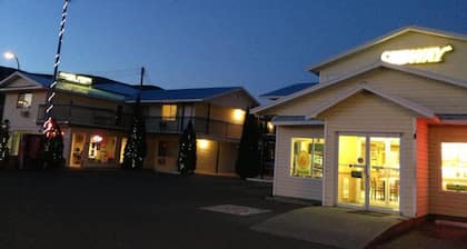 Cache Creek Inn