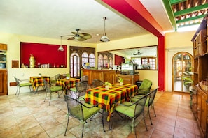 Restaurant - Casa Mallorca (Cancun)