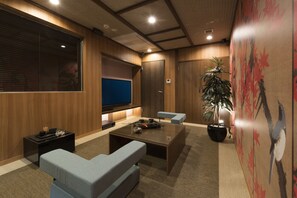 Minibar, desk, soundproofing, free WiFi - HOTEL ZEN (Osaka)