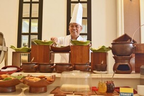 Buffet - Hotel Trio Indah 2 Malang (Malang)