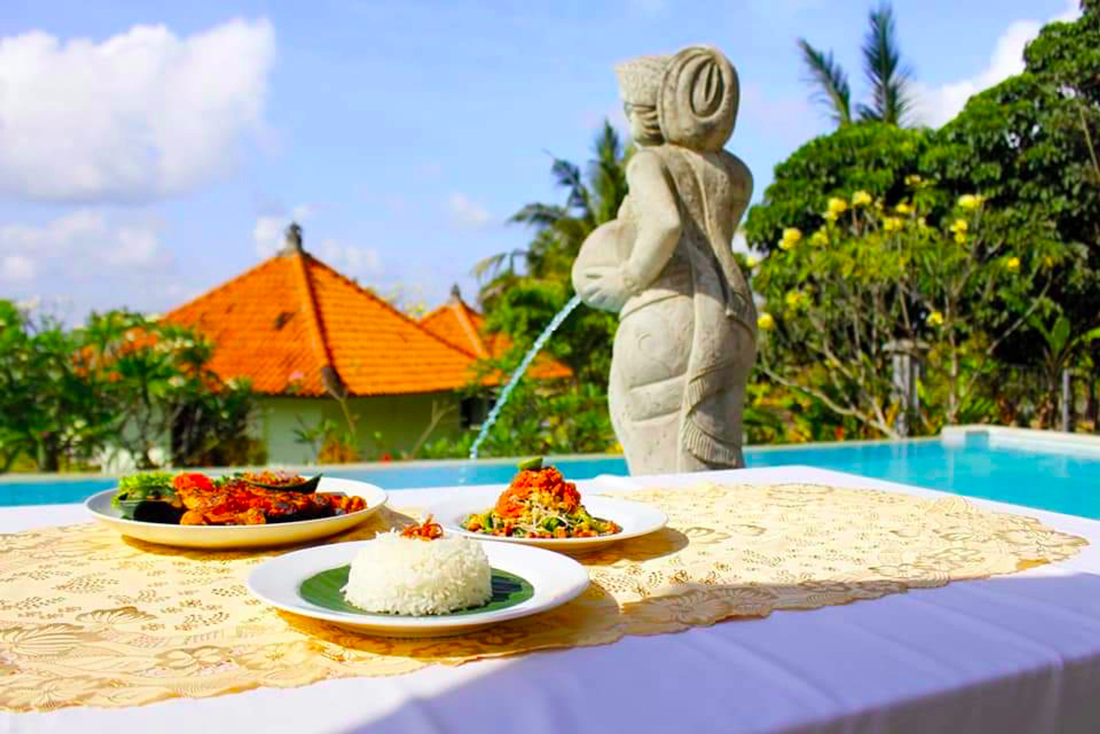 daily continental breakfast (idr 75000 per person)