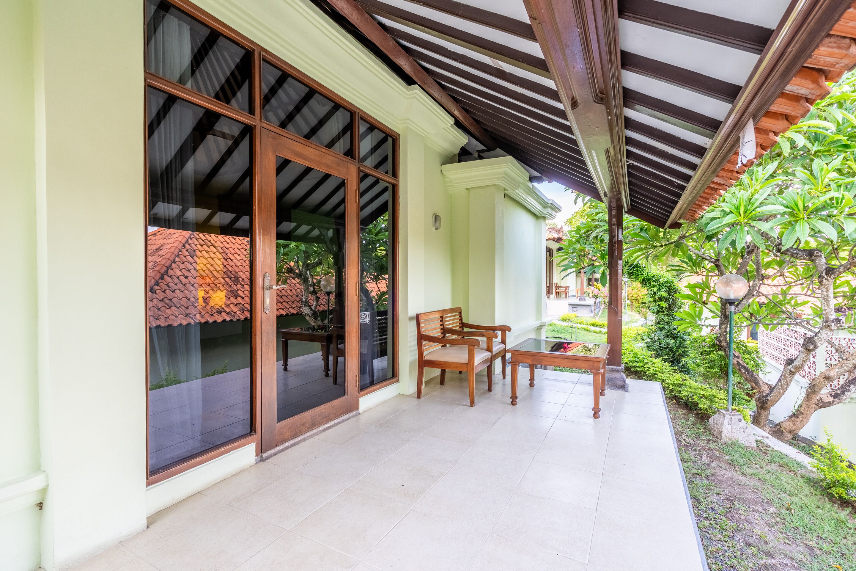 deluxe executive  | terrace/patio