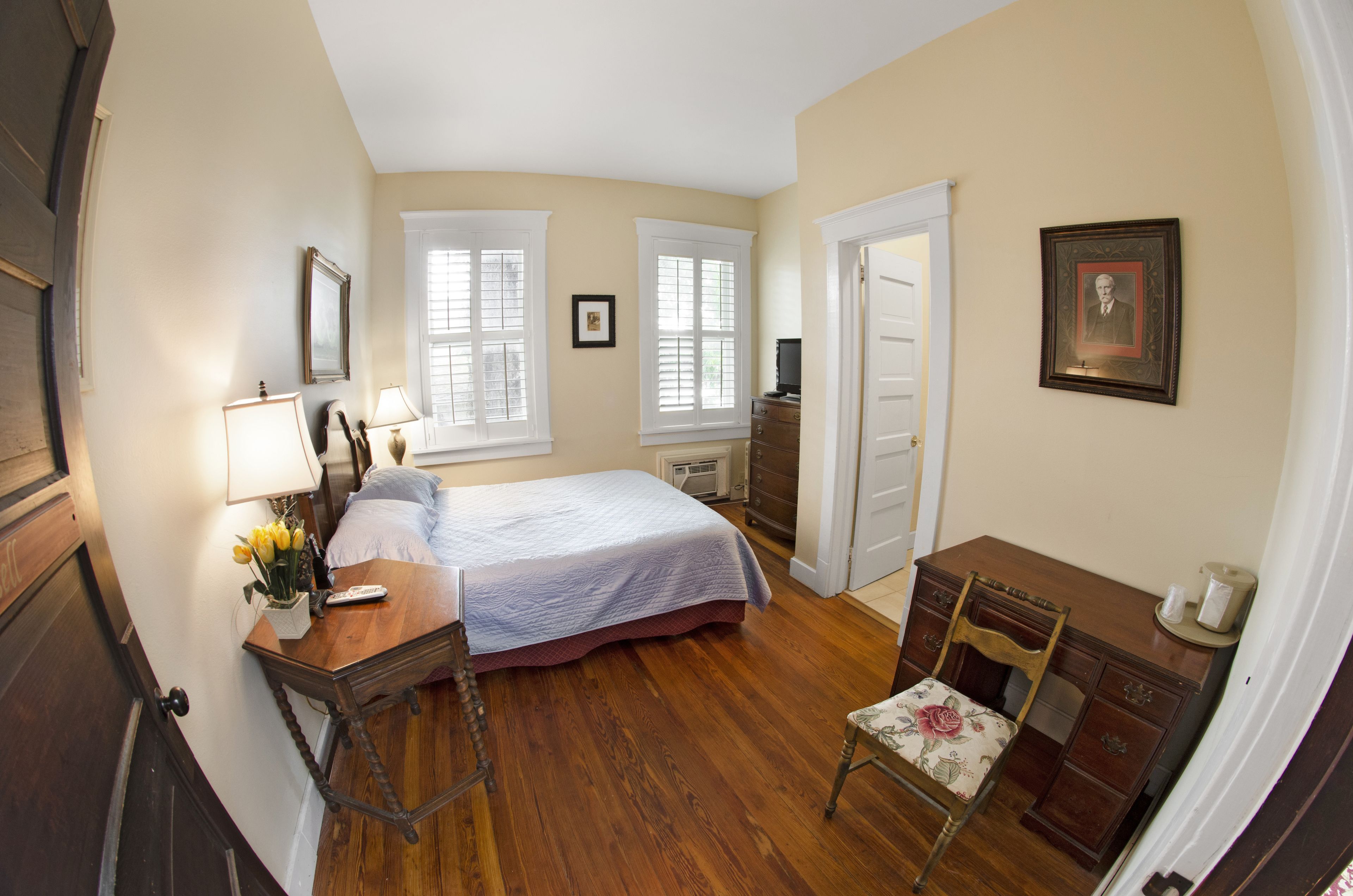 inside queen room | in-room safe, individually decorated, individually furnished