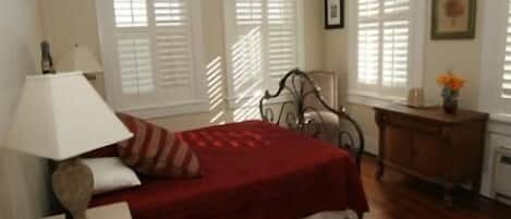 Room, 1 Double Bed and 1 Twin Bed | In-room safe, individually decorated, individually furnished