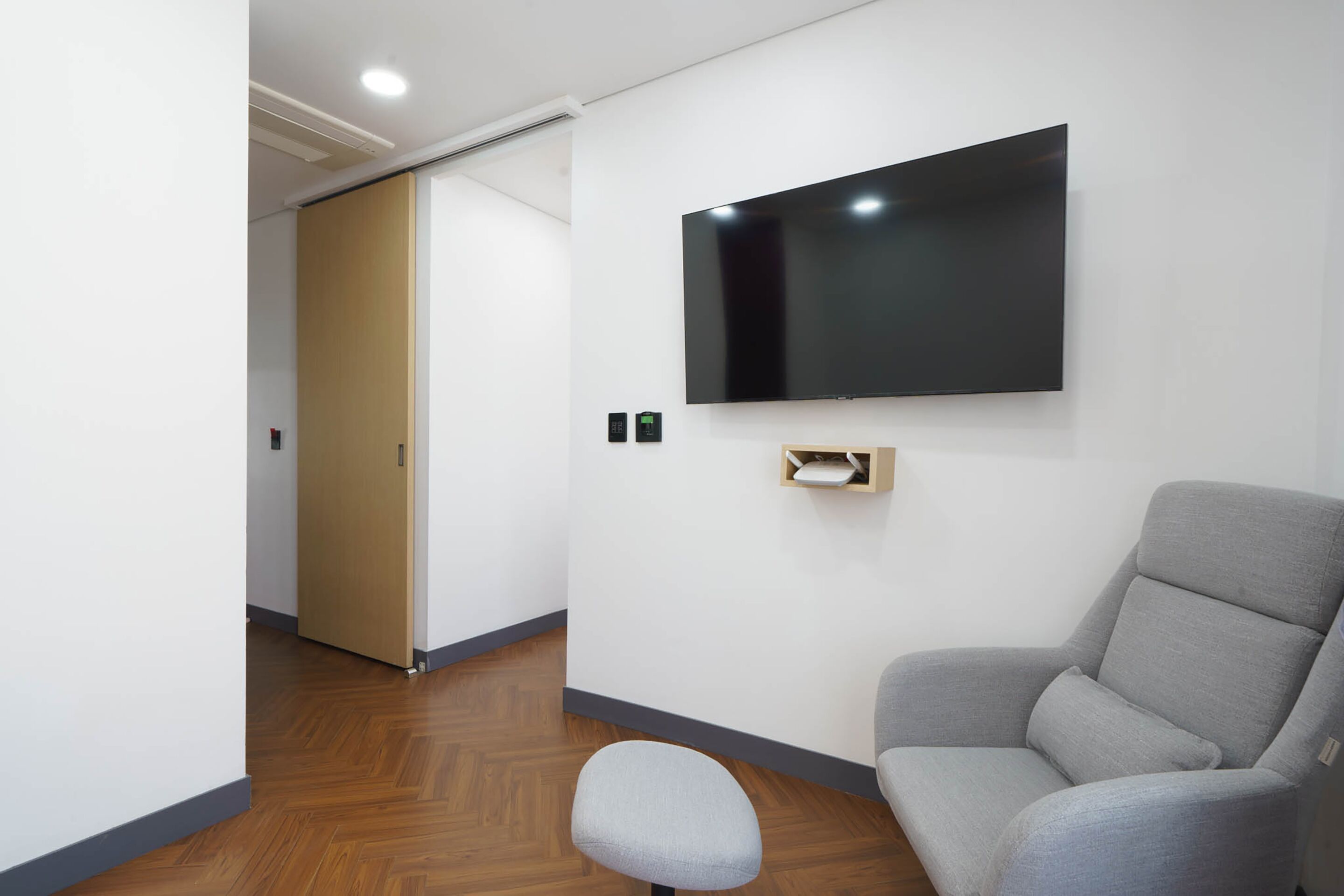 grand room (netflix available) | living area | heated floors