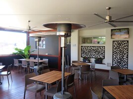 Se sirven almuerzos y cenas